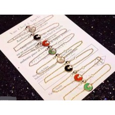 Amulette de Cartier 7 kleurenstenen armband in geel goud, wit goud en roze goud