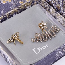 Dior goudkleurige JADIOR-motief dames geplaveide diamanten Star Bee asymmetrische oorknopjes
