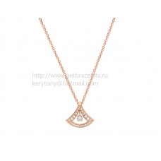 Bvlgari Divas Dream Rose gouden opengewerkte ketting met centrale diamant en pave diamanten