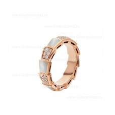 Bvlgari Medium Serpenti Viper 18k roségouden ring met parelmoerelementen en pavé-diamanten