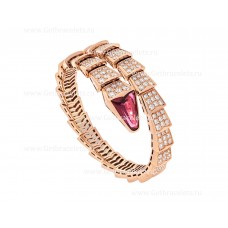 Bvlgari Serpenti Viper armband met één spoel in 18K roségoud met volledige pave diamanten en een rubelliet op het hoofd