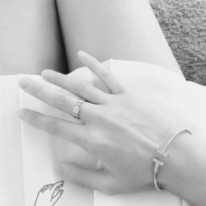 Tiffany Atlas-band met drie kristallen individueel voor Dubai-prijs