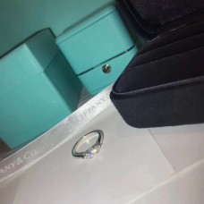 Tiffany Harmony smalle diamanten setting ring bruiloft