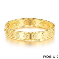 Van Cleef Arpels Perlee Clover-armband in geel goud met diamant-klein model
