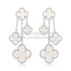 Van Cleef Arpels Magic Alhambra 4 motieven oorbellen wit goud met witte parelmoer