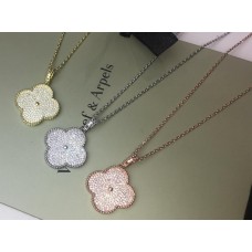 Van Cleef Arpels Magic Alhambra lange ketting 1 motief witgoud met diamanten 24 mm hanger