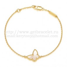 Van Cleef Arpels Sweet Alhambra Vlinderarmband Geel Goud Met Witte Parelmoer